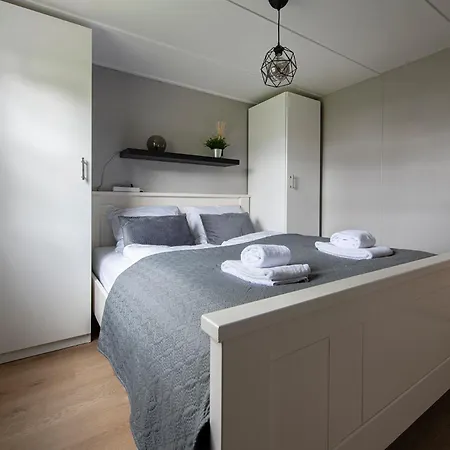 37, Located In A Quiet & Wooded Area! Chalet