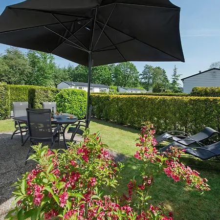 37, Located In A Quiet & Wooded Area! Chalet *